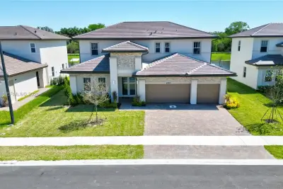 4390 SW 122nd Ter, Davie: photo 1 of 48