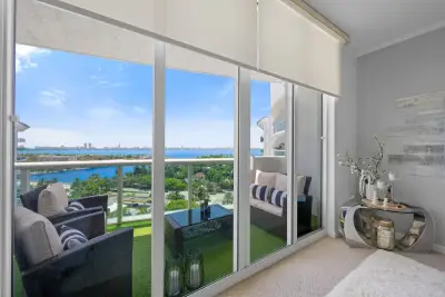 7900 Harbor Island Dr #1517, North Bay Village: photo 1 of 28