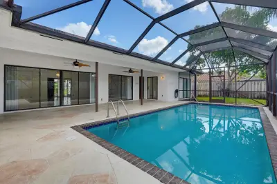 6846 Bianchini Cir, Boca Raton: photo 1 of 26