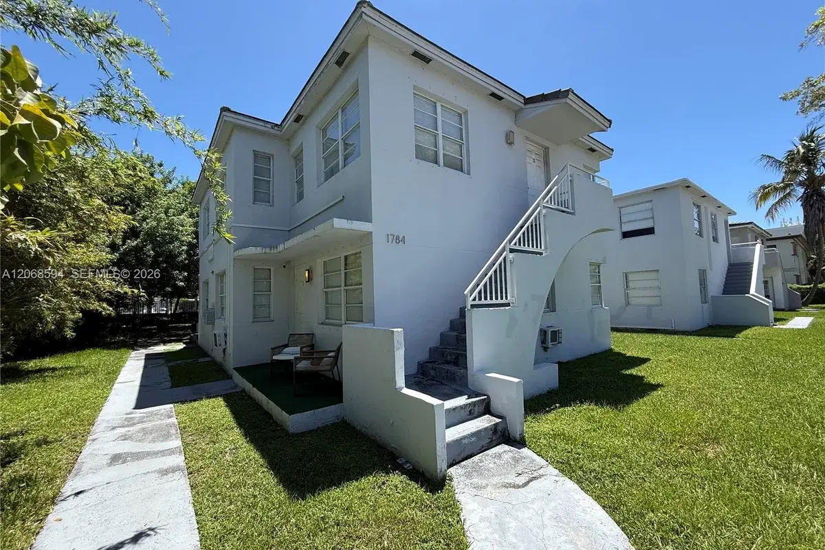 1784 Normandy Dr, Miami Beach: photo 1 of 29