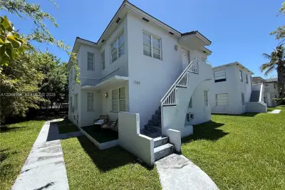 1784 Normandy Dr, Miami Beach: photo 1 of 29