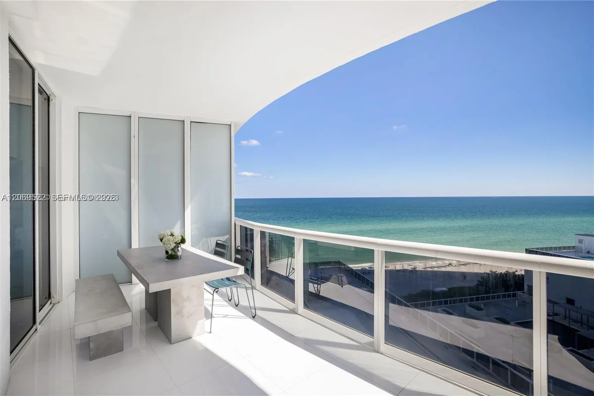 15901 Collins Ave #707, Sunny Isles Beach: photo 1 of 30