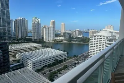 950 Brickell Bay Dr #2104, Miami: photo 1 of 27