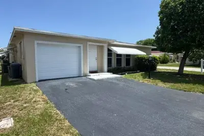 4890 NW 14th Ter, Deerfield Beach: photo 1 of 20