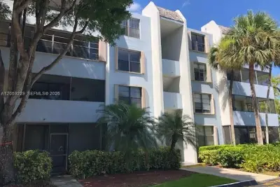 10852 N Kendall Dr #316, Miami: photo 1 of 20