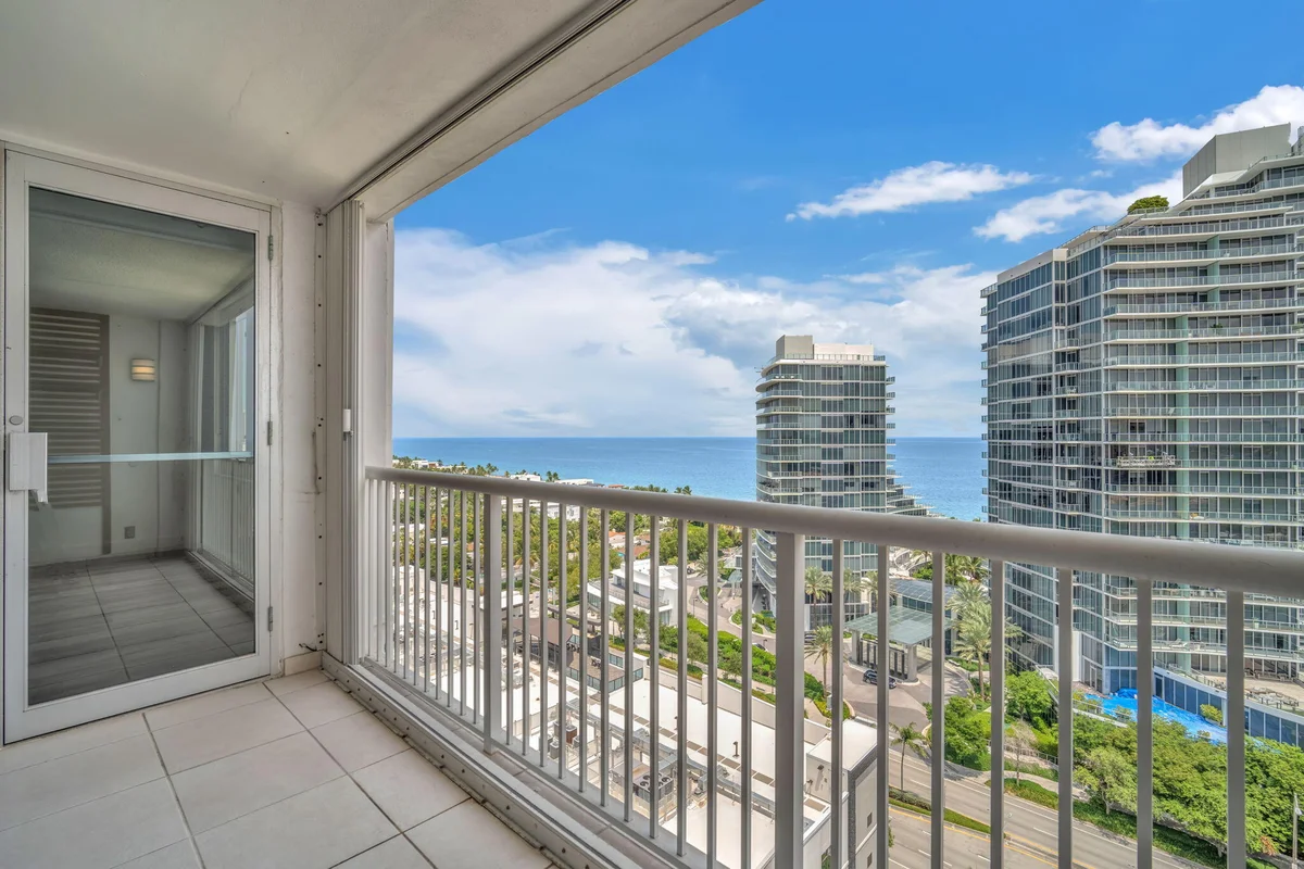 2200 NE 33rd Ave #17C, Fort Lauderdale: photo 1 of 26