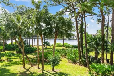 2101 Marina Isle Way #203, Jupiter: photo 1 of 27