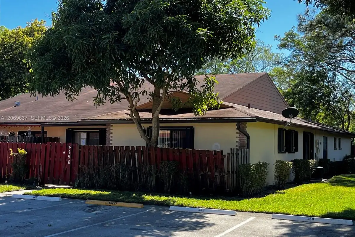 4296 Woodstock Dr #A, West Palm Beach: photo 1 of 26