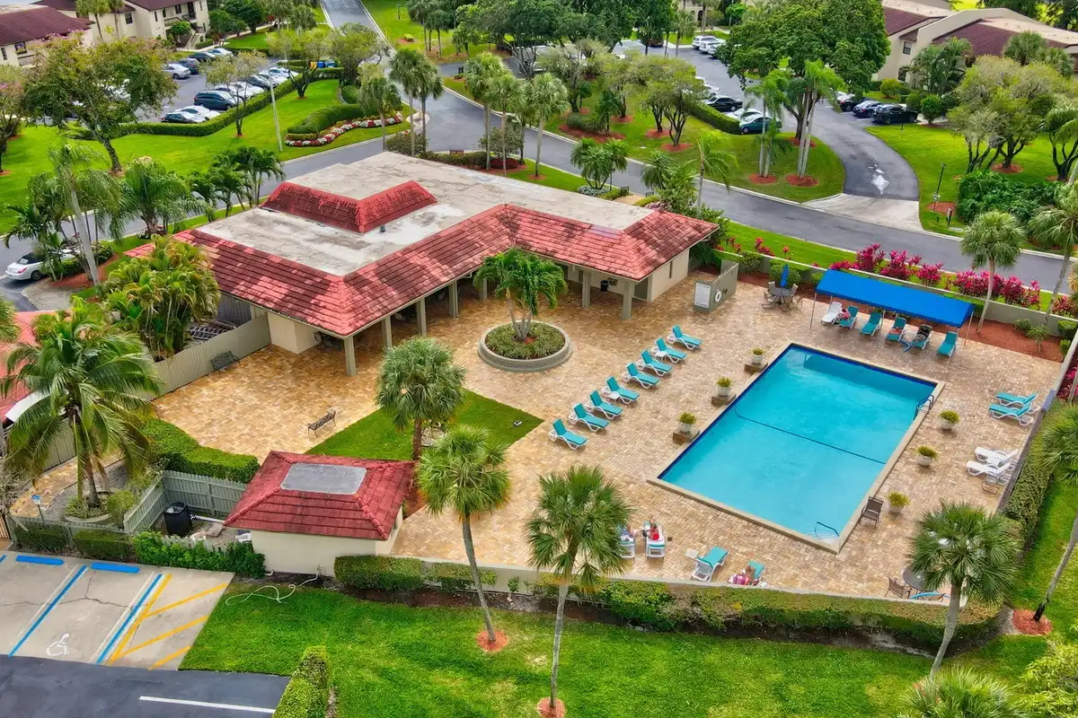 21211 Lago Cir #C, Boca Raton: photo 1 of 38