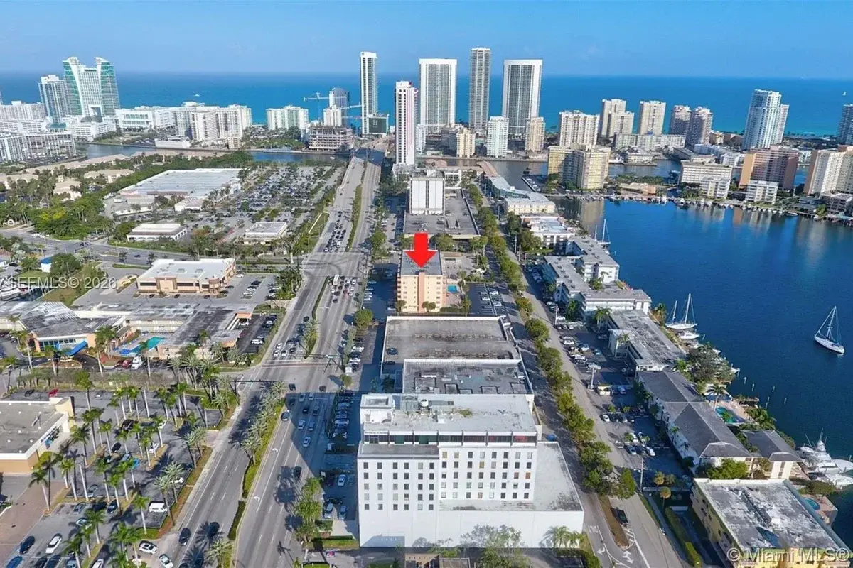 2200 E Hallandale Beach Blvd #112, Hallandale Beach: photo 1 of 9