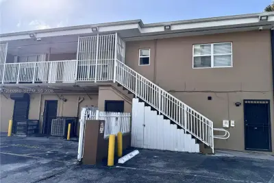 1837 NW 17th Ave #1666, Miami: photo 1 of 28