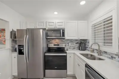 6750 Royal Palm Blvd #107E, Margate: photo 1 of 38