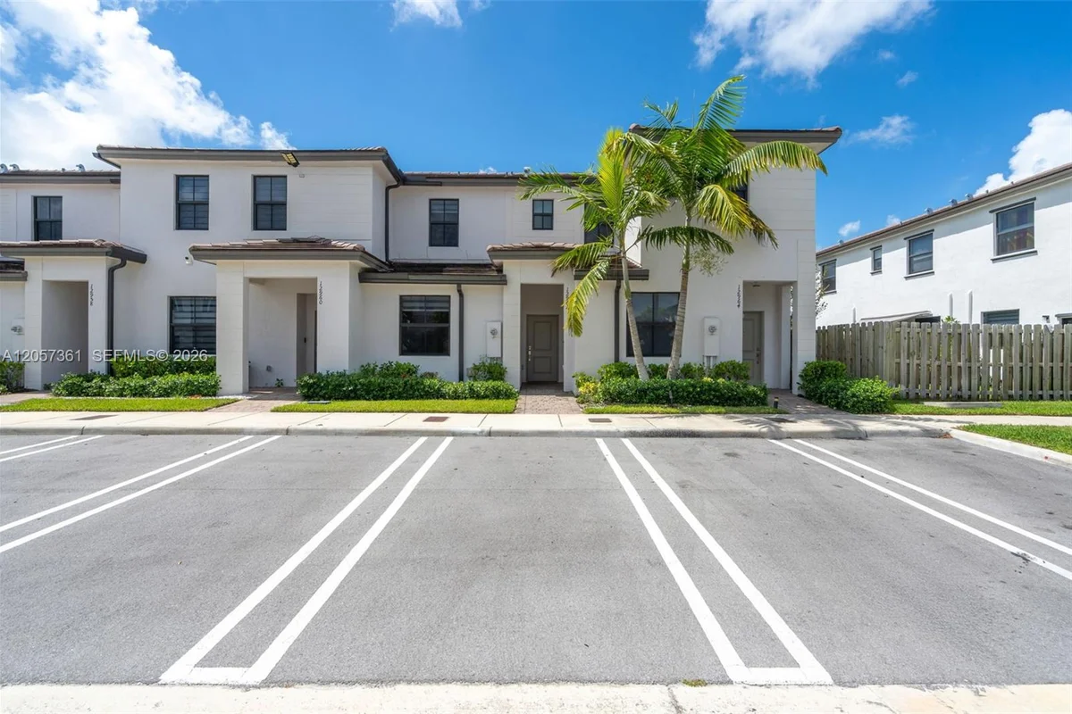 12962 SW 232nd Ln, Homestead: photo 1 of 15