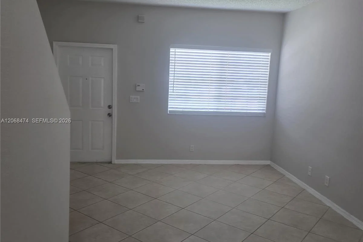 4730 Lago Vista Dr, Coconut Creek: photo 1 of 33