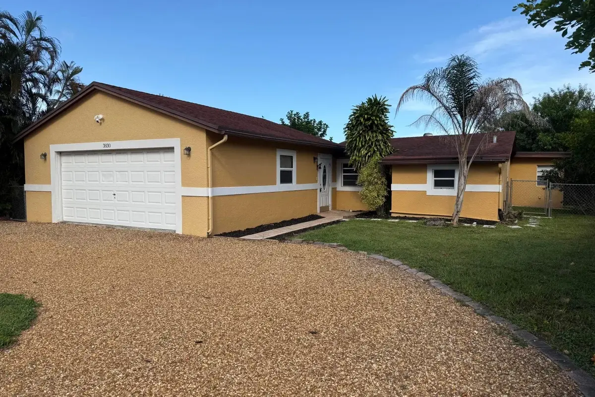 3830 Davis Rd, Palm Springs: photo 1 of 15