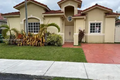 16263 SW 55th Ter, Miami: photo 1 of 8