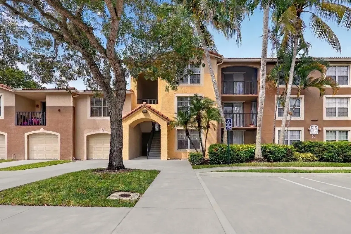 15185 Michelangelo Blvd #102, Delray Beach: photo 1 of 42