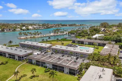755 Saturn St #H207, Jupiter: photo 1 of 28