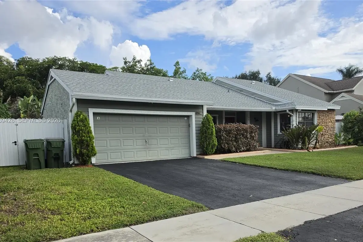 1676 S Goldeneye Ln, Homestead: photo 1 of 16