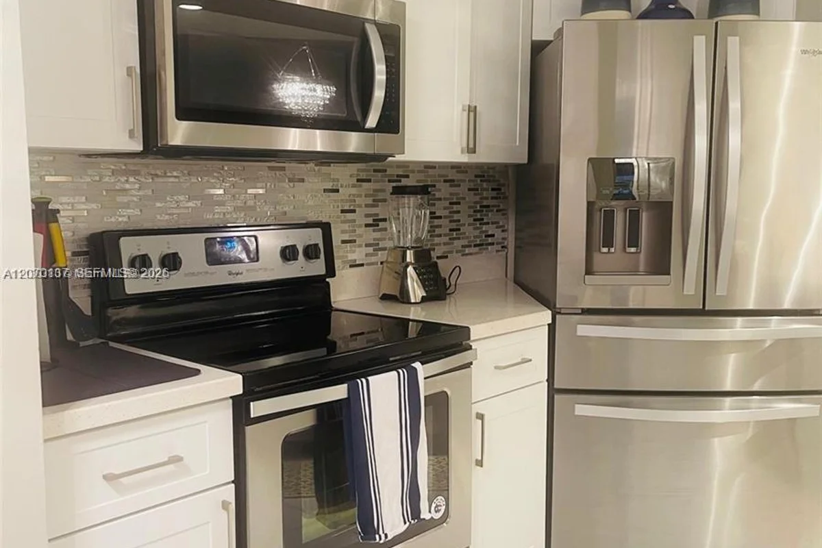 10551 W Broward Blvd #111, Plantation: photo 1 of 10