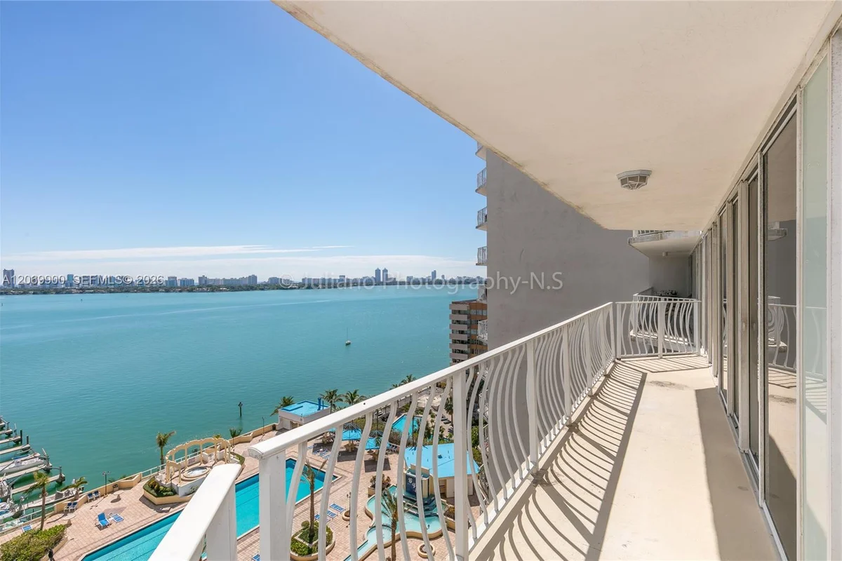 7601 E Treasure Dr #1509, North Bay Village: photo 1 of 33