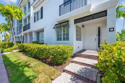 240 NE 2nd St #6-F, Delray Beach: photo 1 of 26