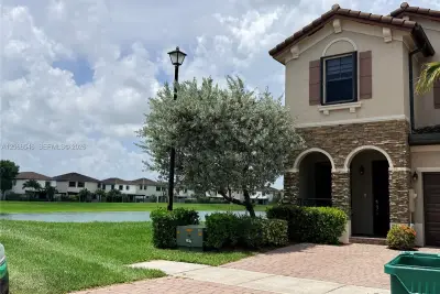 11617 SW 253rd St, Homestead: photo 1 of 13