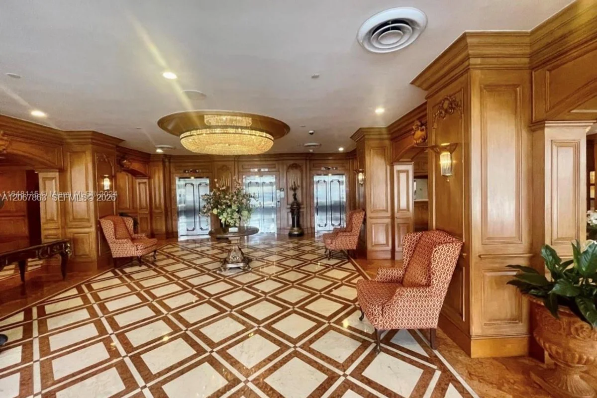 700 Biltmore Way #818, Coral Gables: photo 1 of 14