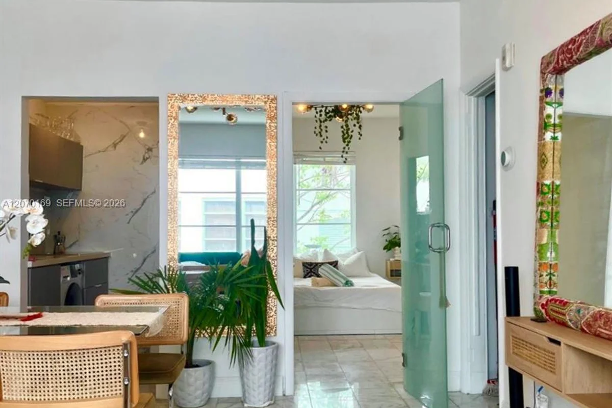 920 Jefferson Ave #10, Miami Beach: photo 1 of 11