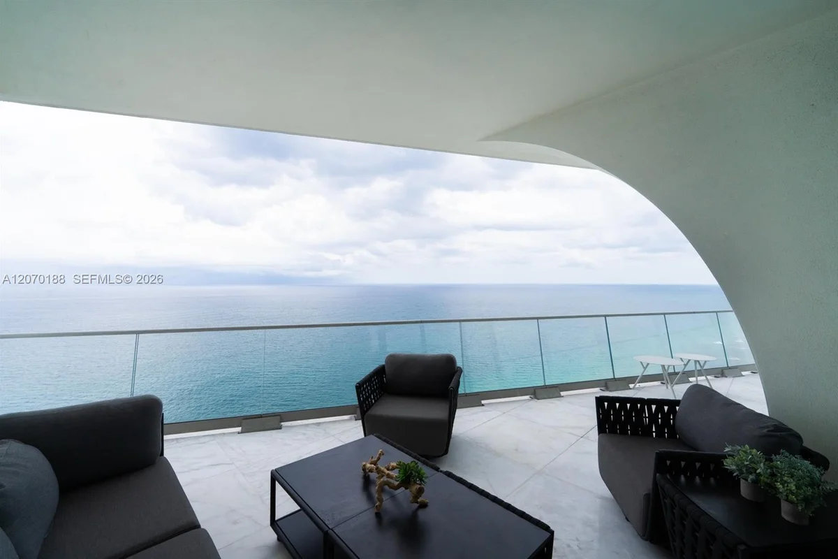 16901 Collins Ave #4201, Sunny Isles Beach: photo 1 of 60