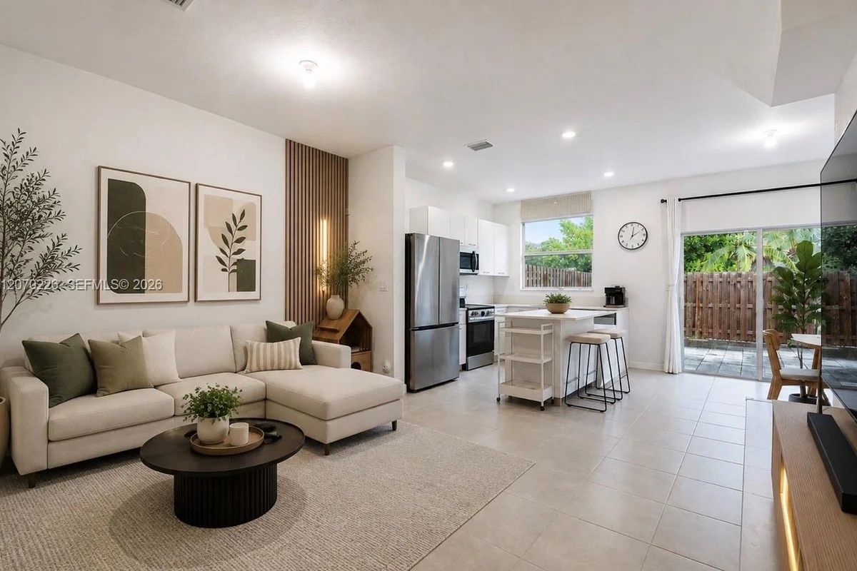 12218 NW 24th Pl, Miami: photo 1 of 42