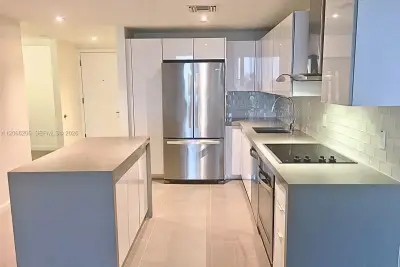 1600 NE 1st Ave #1512, Miami: photo 1 of 15