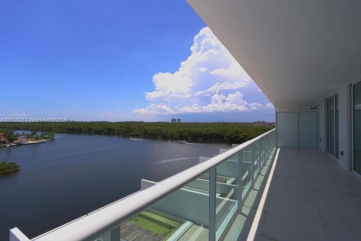 400 Sunny Isles Blvd #806, Sunny Isles Beach: photo 1 of 13
