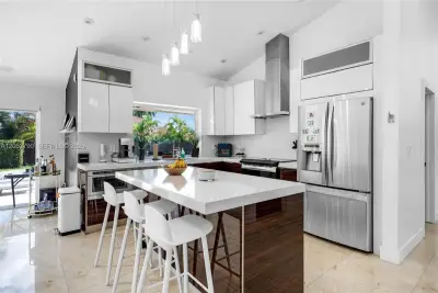 12231 SW 103rd Ter, Miami: photo 1 of 38