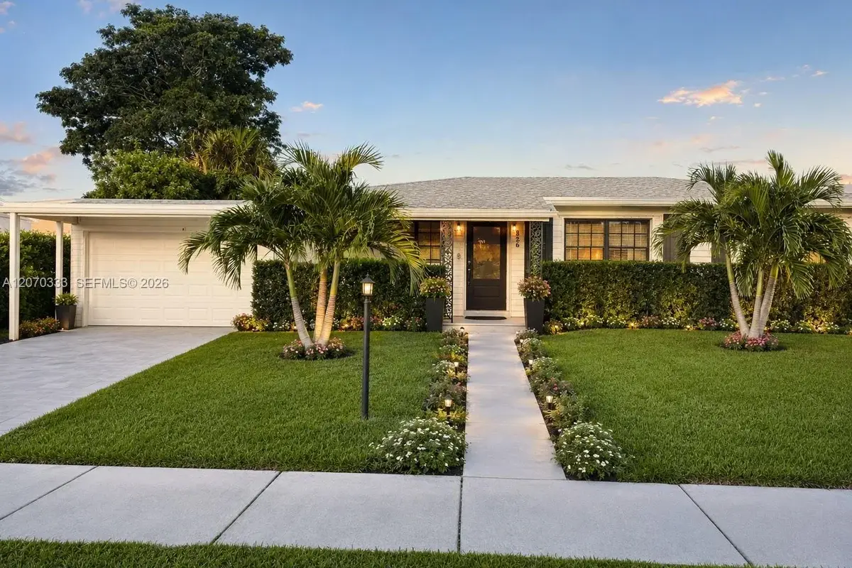 826 Cochran Dr, Lake Worth: photo 1 of 23