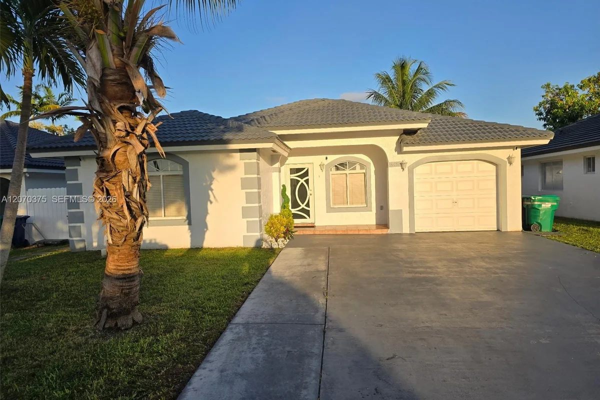 20510 NW 17th Ave, Miami Gardens: photo 1 of 6
