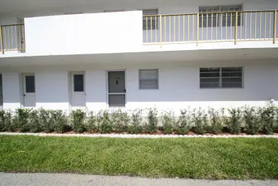 5501 NW 2nd Ave #1020, Boca Raton: photo 1 of 14