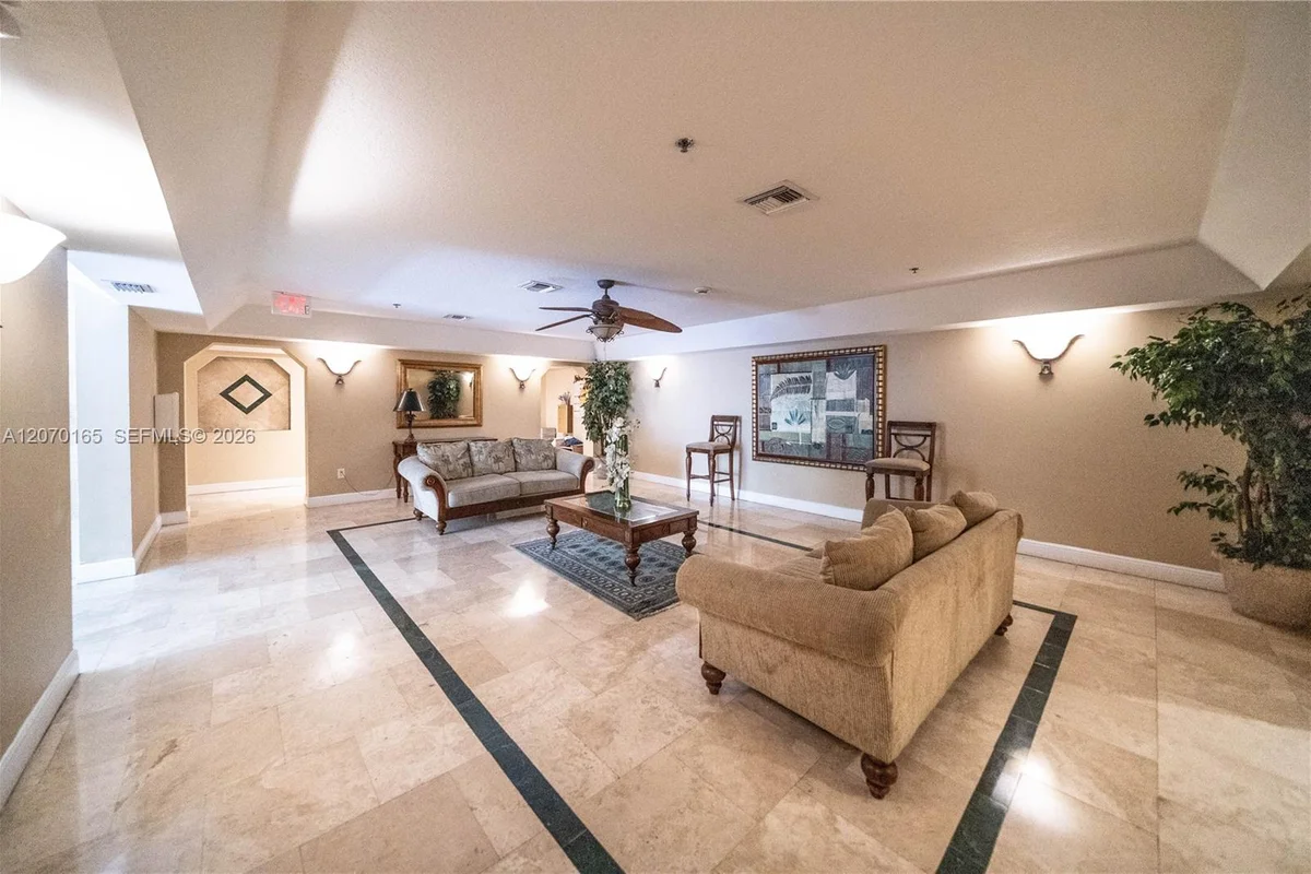 1650 Coral Way #507, Miami: photo 1 of 30