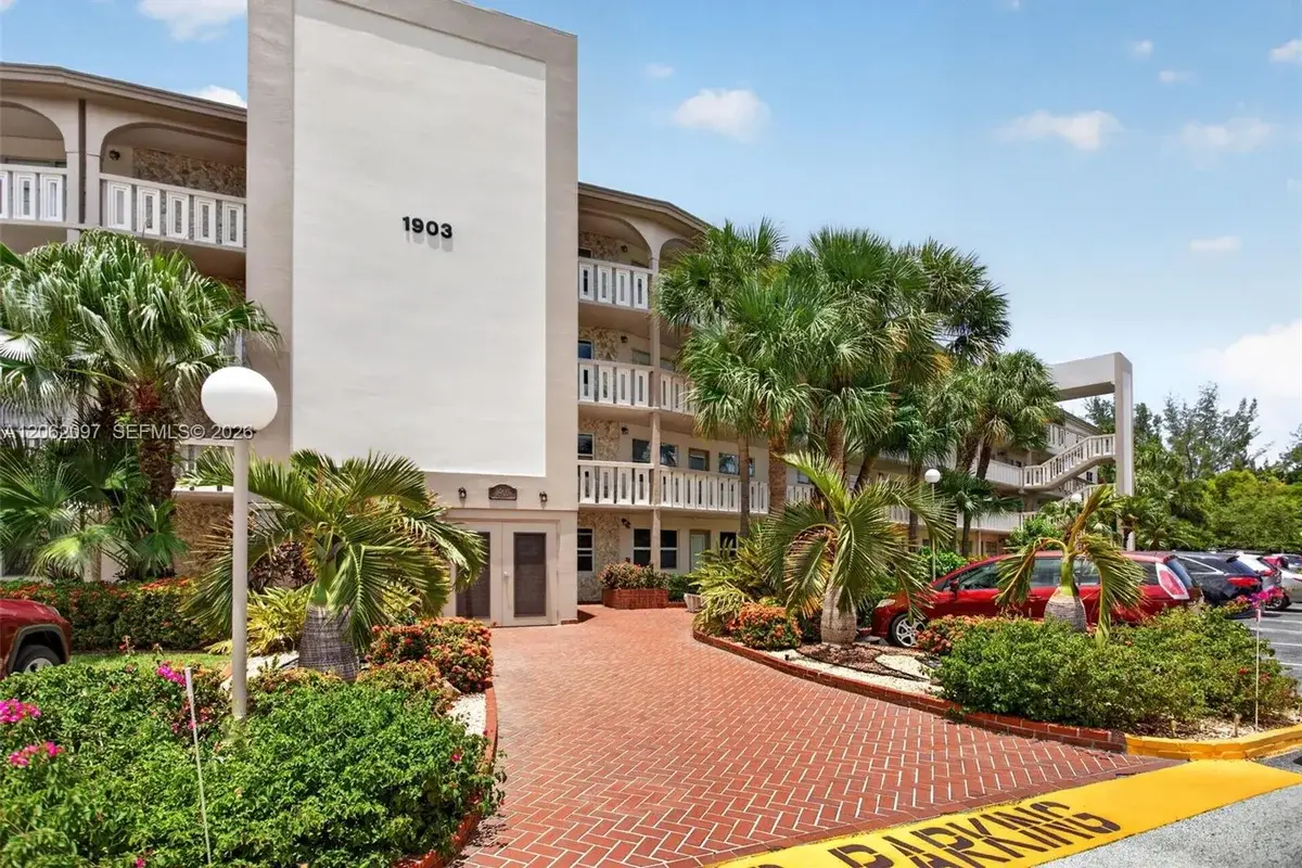1903 Bermuda Cir #D2, Coconut Creek: photo 1 of 14