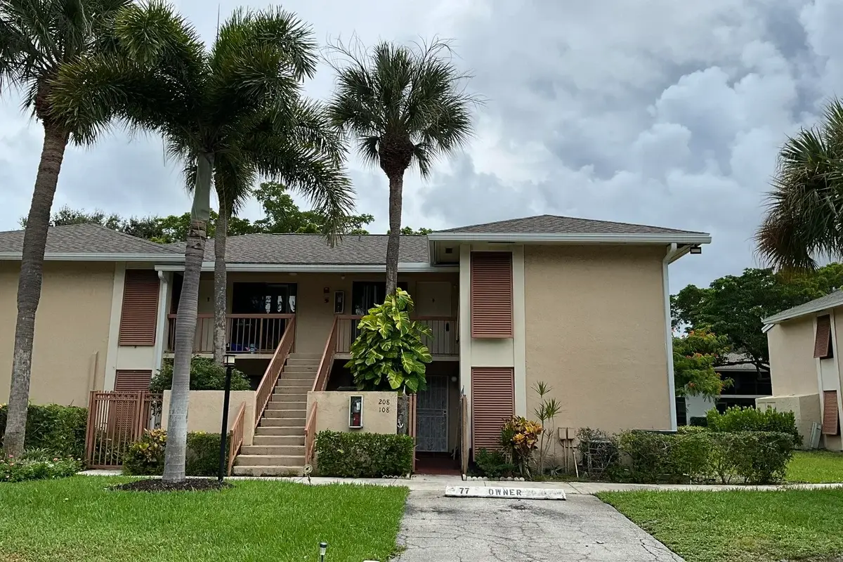 3939 NE 5th Ave #A208, Boca Raton: photo 1 of 22