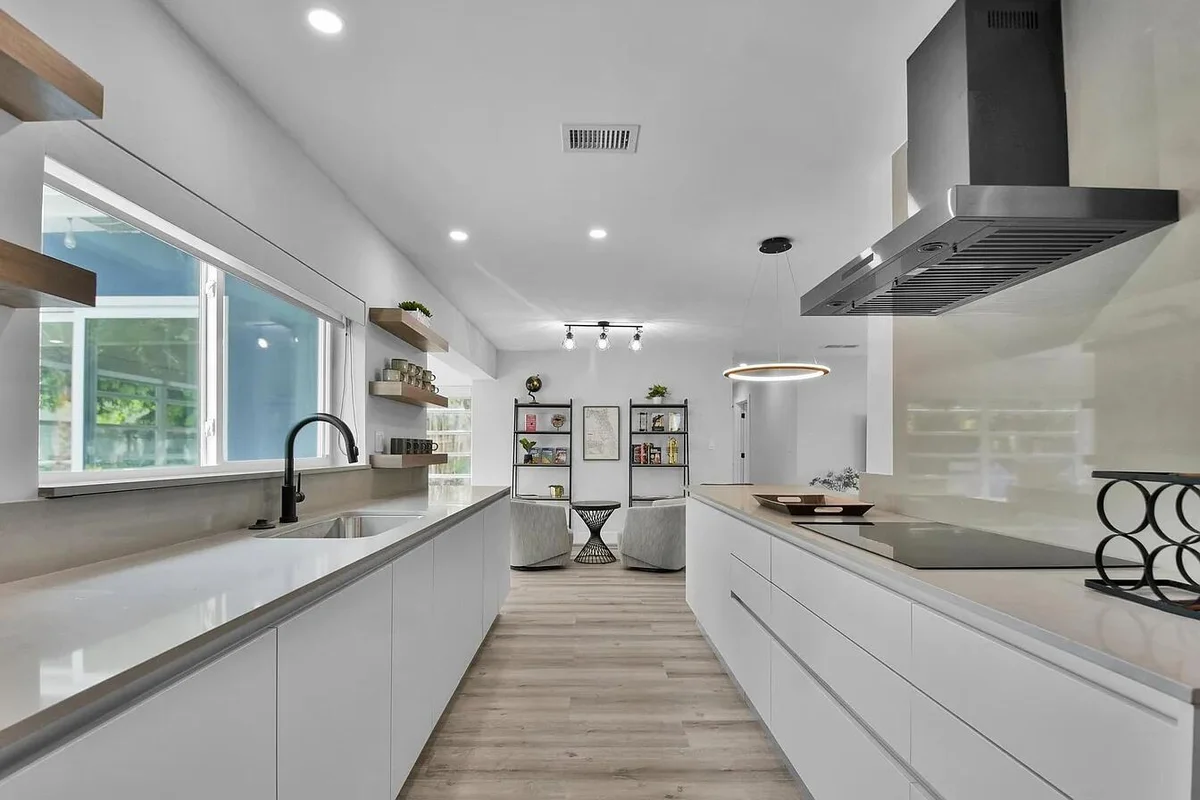 803 Bluebird Dr, Delray Beach: photo 1 of 26