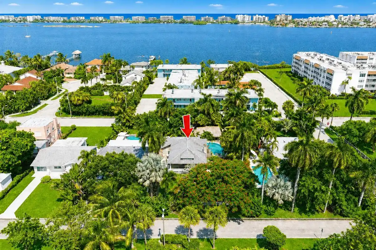 1424 S Palmway, Lake Worth Beach: photo 1 of 50