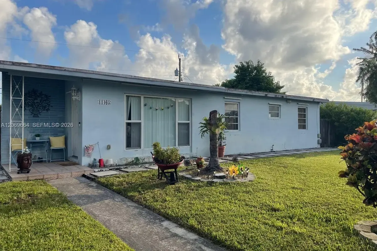 11465 SW 57th Ter, Miami: photo 1 of 2