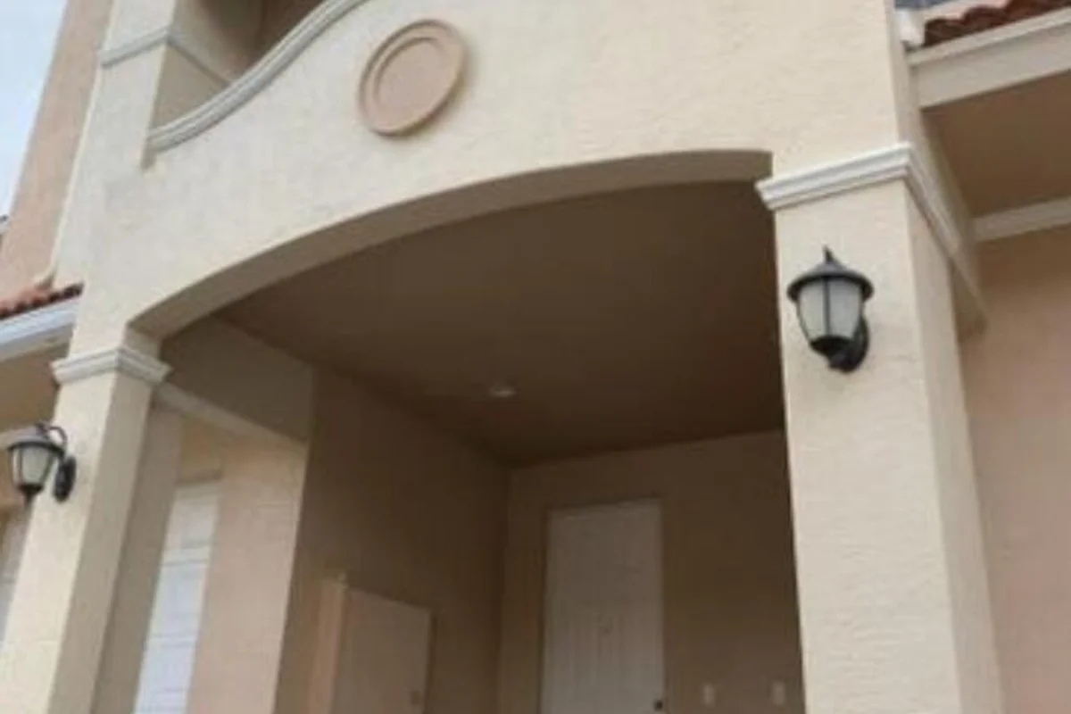 5021 Vine Cliff Way W, Palm Beach Gardens: photo 1 of 18