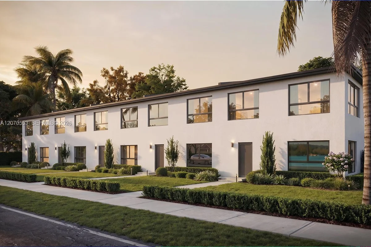 14507 SW 272 St, Homestead: photo 1 of 1