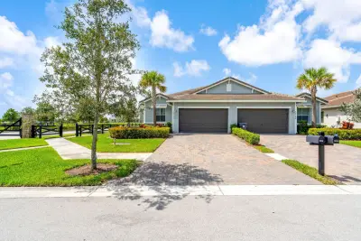 19742 Weathervane Way, Loxahatchee: photo 1 of 40