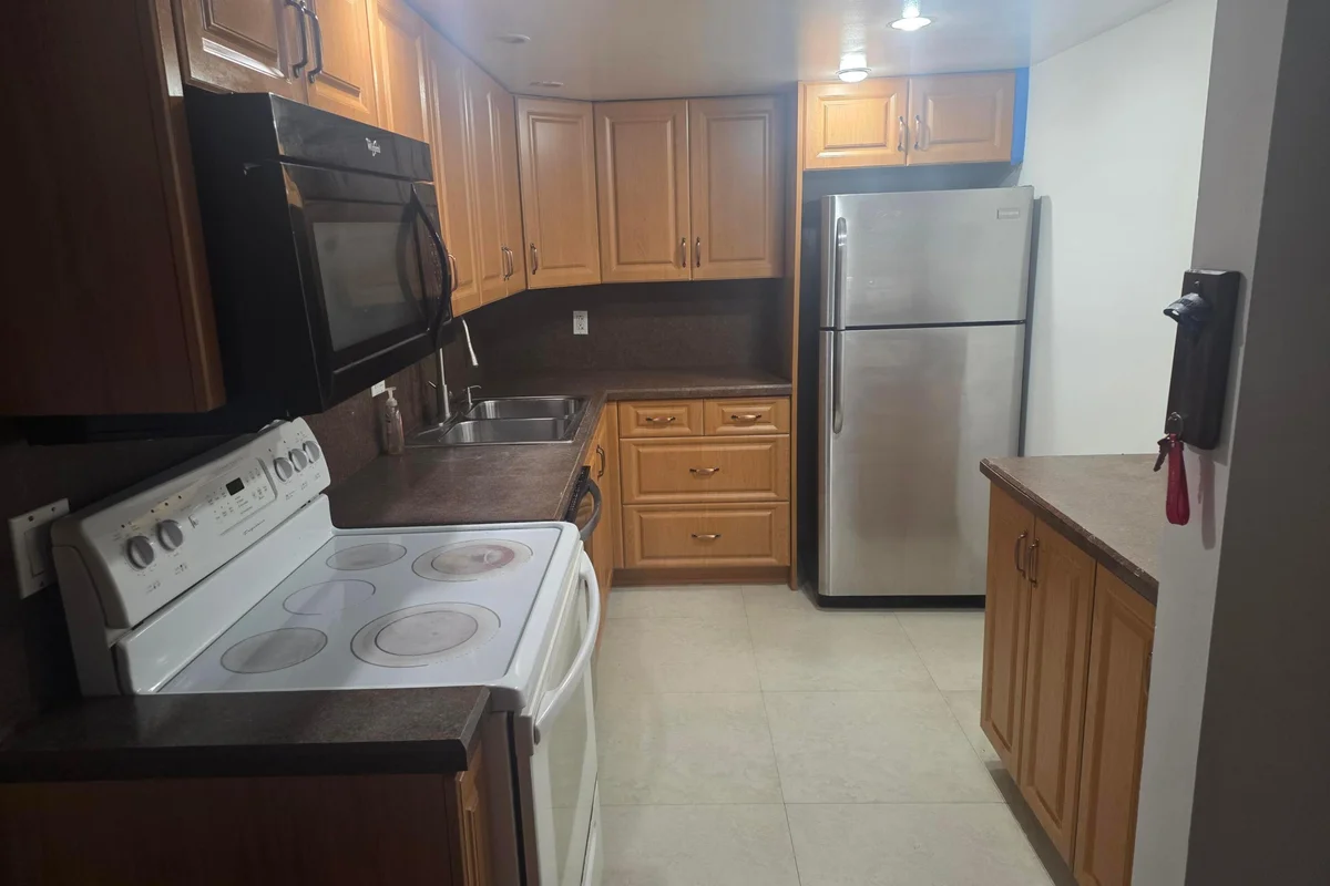 959 SE 2nd Ave #105, Deerfield Beach: photo 1 of 1