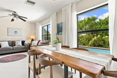 4121 NW 78th Way, Coral Springs: photo 1 of 20