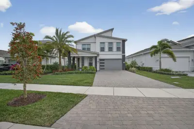 12534 Triumph Ln, Palm Beach Gardens: photo 1 of 47