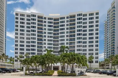 3505 S Ocean Dr #1505, Hollywood: photo 1 of 26